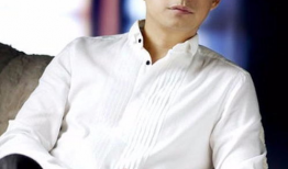 娱乐君吃瓜黄磊是谁