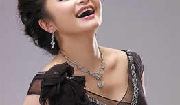 金泽个人资料女,青春洋溢的校园女神，多才多艺的才女风采