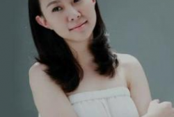 演员卓依婷个人资料,歌声传遍大江南北的甜美女声传奇
