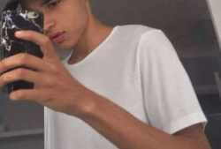 网红小黑的图片,网络红人的魅力与影响力