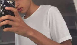 网红小黑的图片,网络红人的魅力与影响力